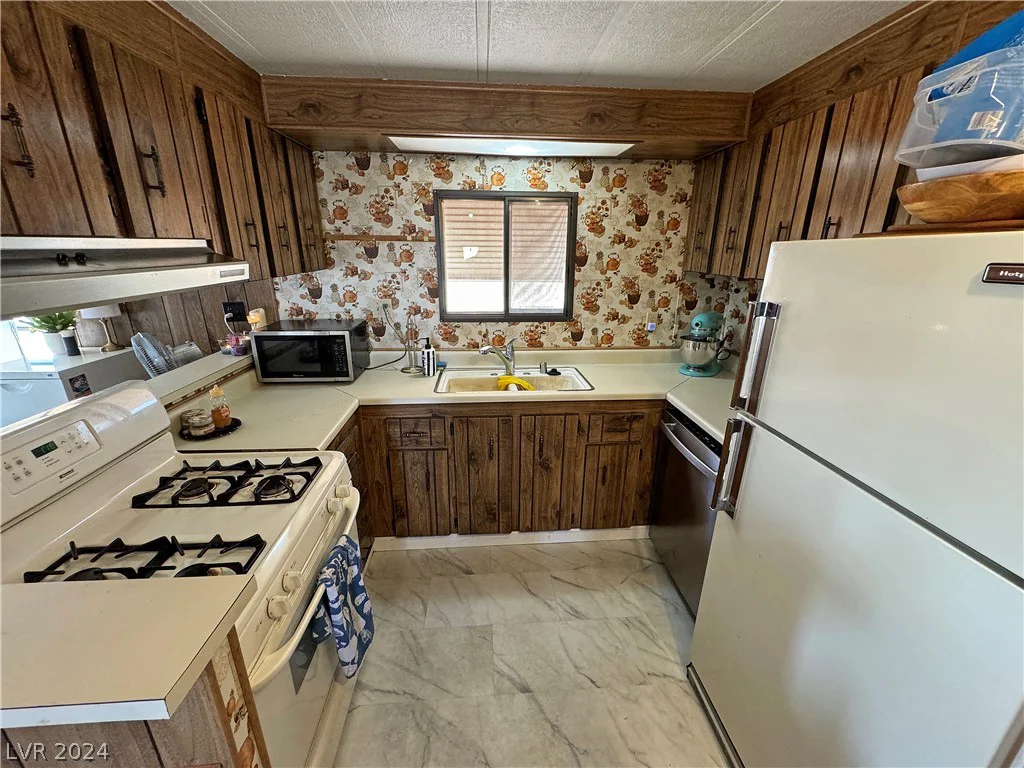 5670 Manse, Pahrump, NV 89061
