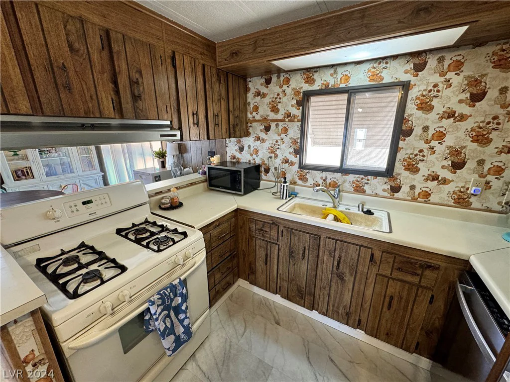 5670 Manse, Pahrump, NV 89061