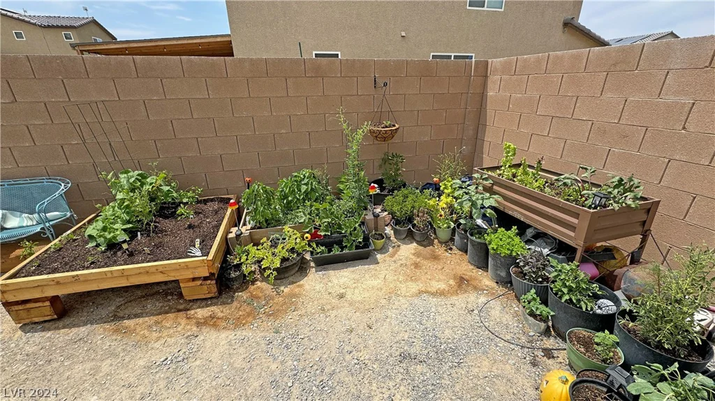 3835 Weld, Pahrump, NV 89061