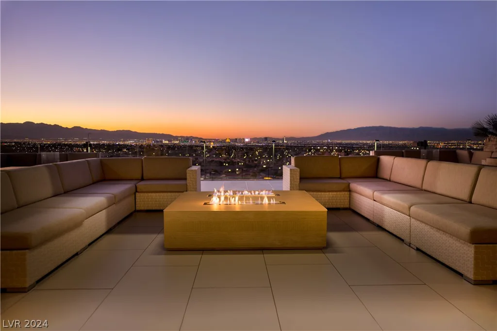 9 Sunset Strip, Henderson, NV 89012
