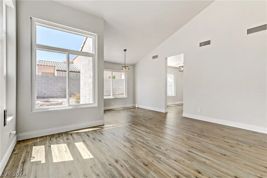 2827 Yorkshire, Henderson, NV 89074