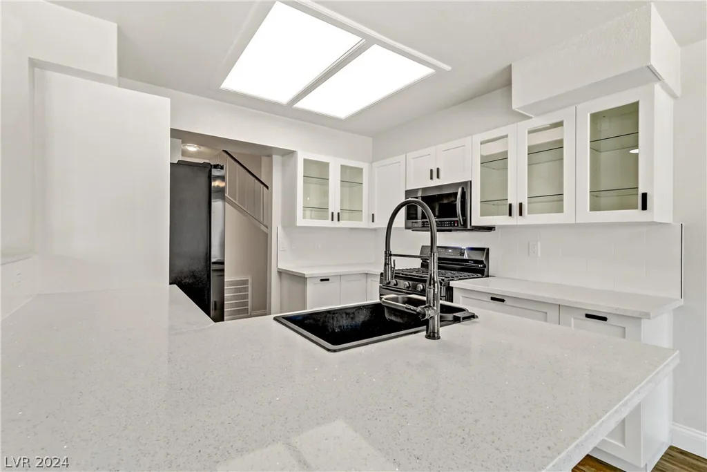 2827 Yorkshire, Henderson, NV 89074