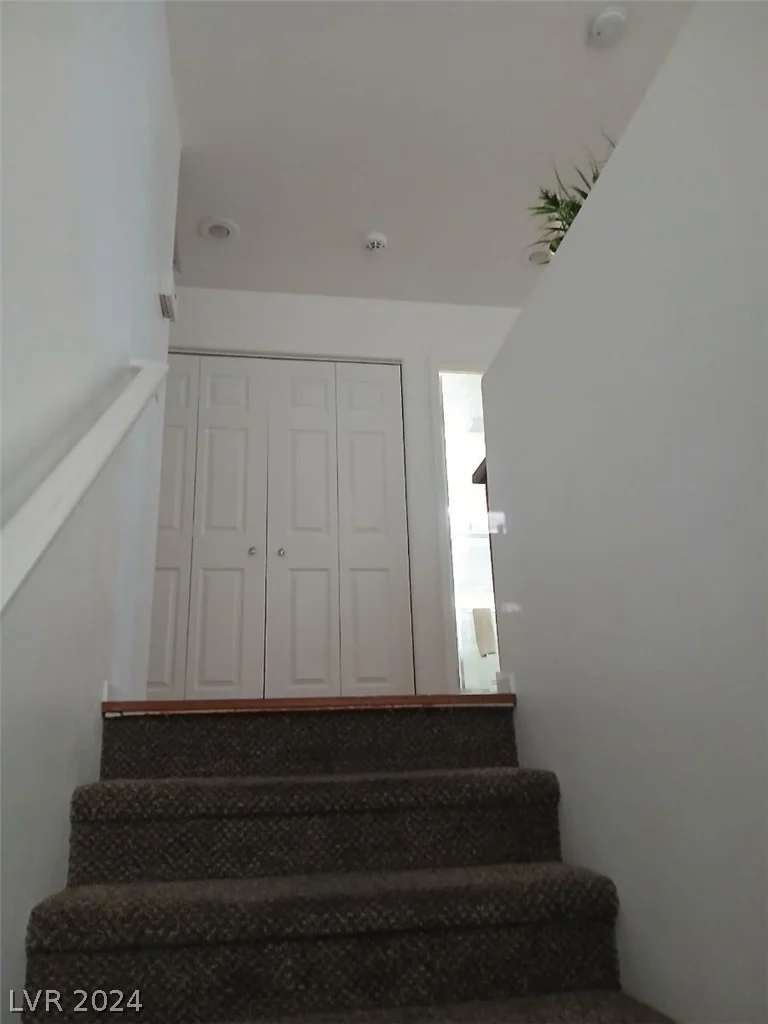 9794 Villa Lorena, Las Vegas, NV 89147
