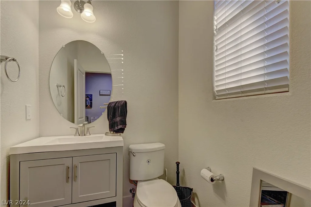 426 Port Reggio, Las Vegas, NV 89138