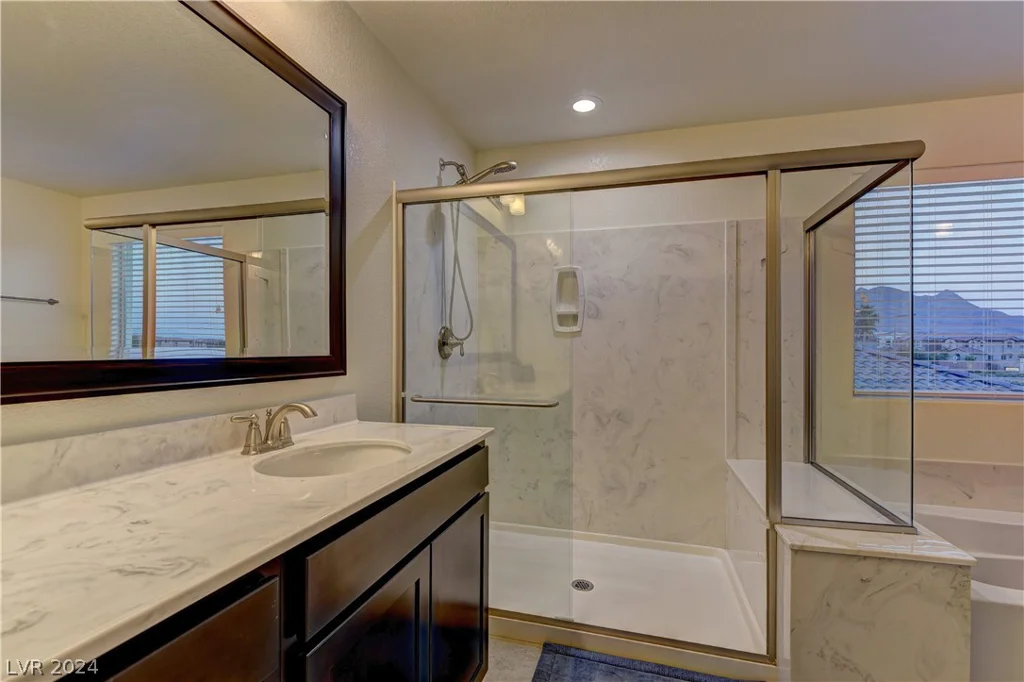 426 Port Reggio, Las Vegas, NV 89138