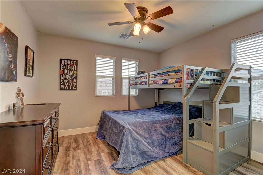 426 Port Reggio, Las Vegas, NV 89138