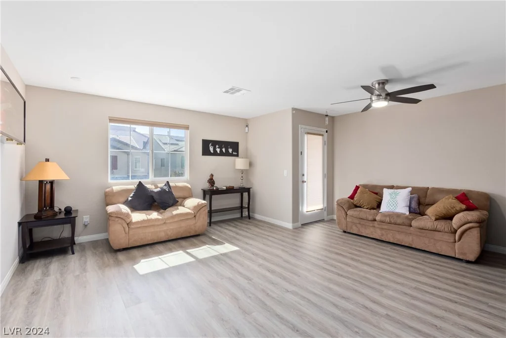 10472 Blue Rock, Las Vegas, NV 89178