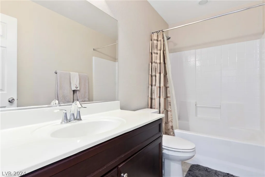 10472 Blue Rock, Las Vegas, NV 89178