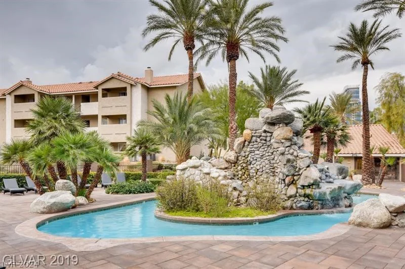 4200 Valley View, Las Vegas, NV 89103