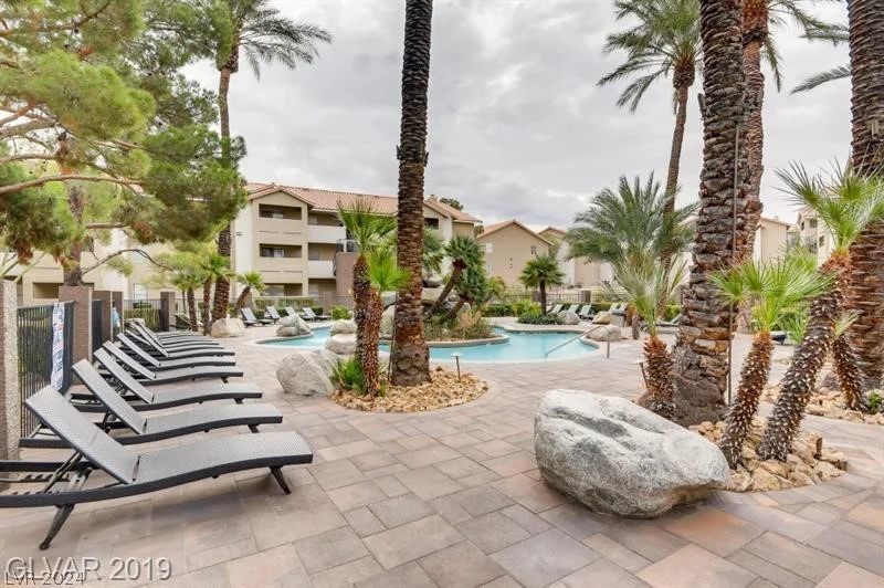 4200 Valley View, Las Vegas, NV 89103