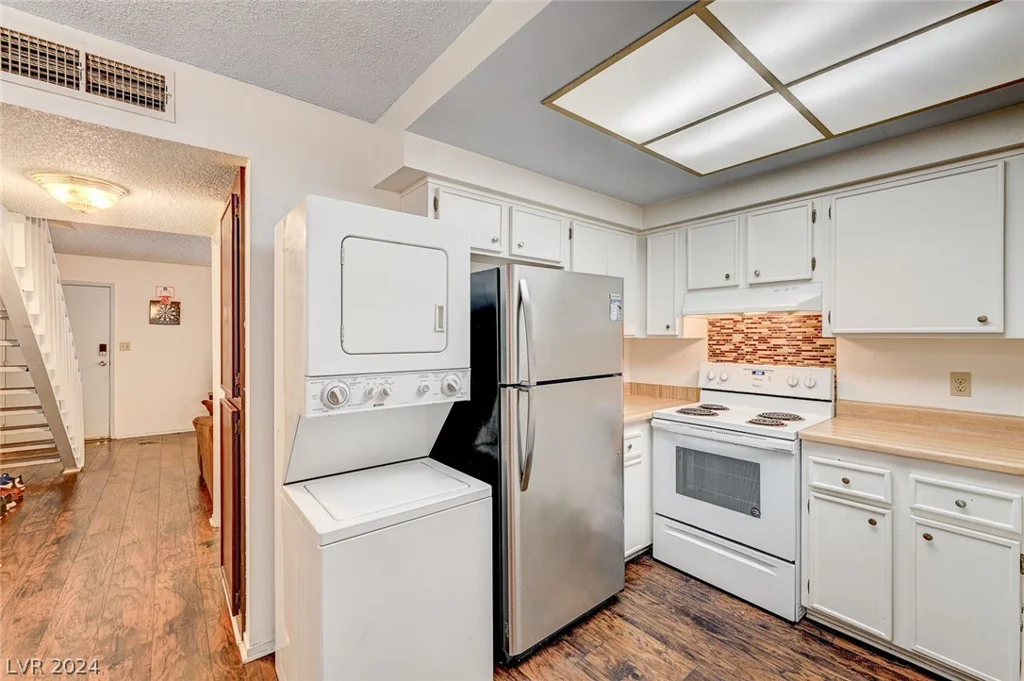 4770 Topaz, Las Vegas, NV 89121
