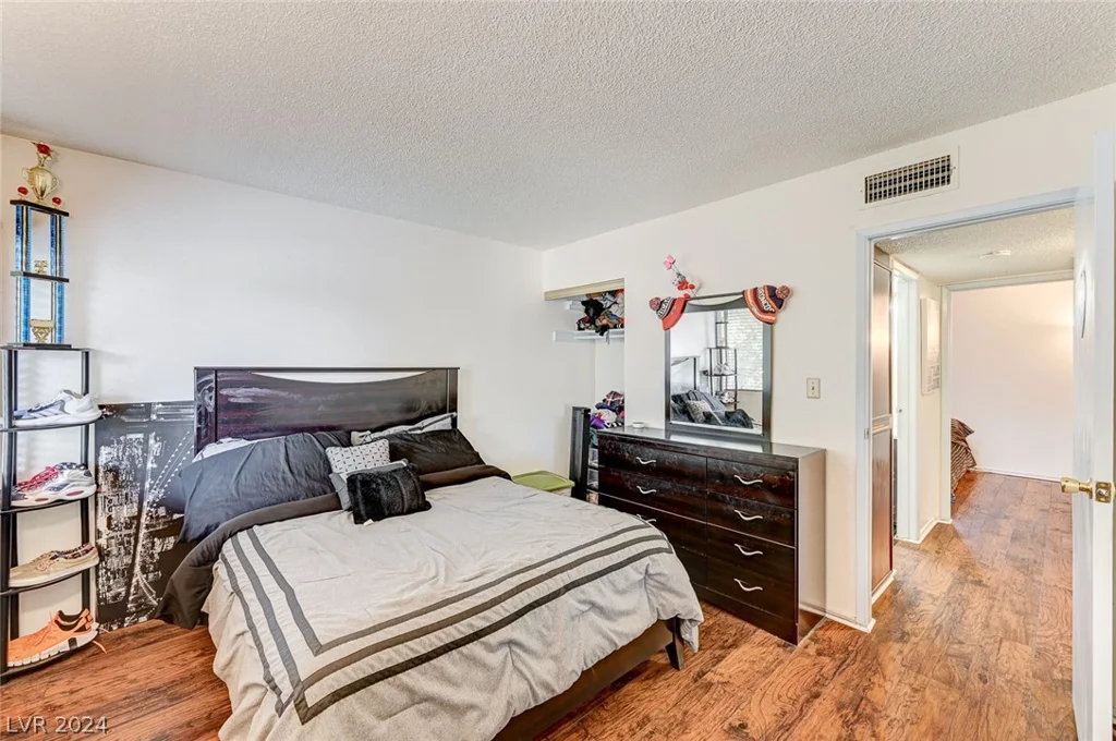 4770 Topaz, Las Vegas, NV 89121