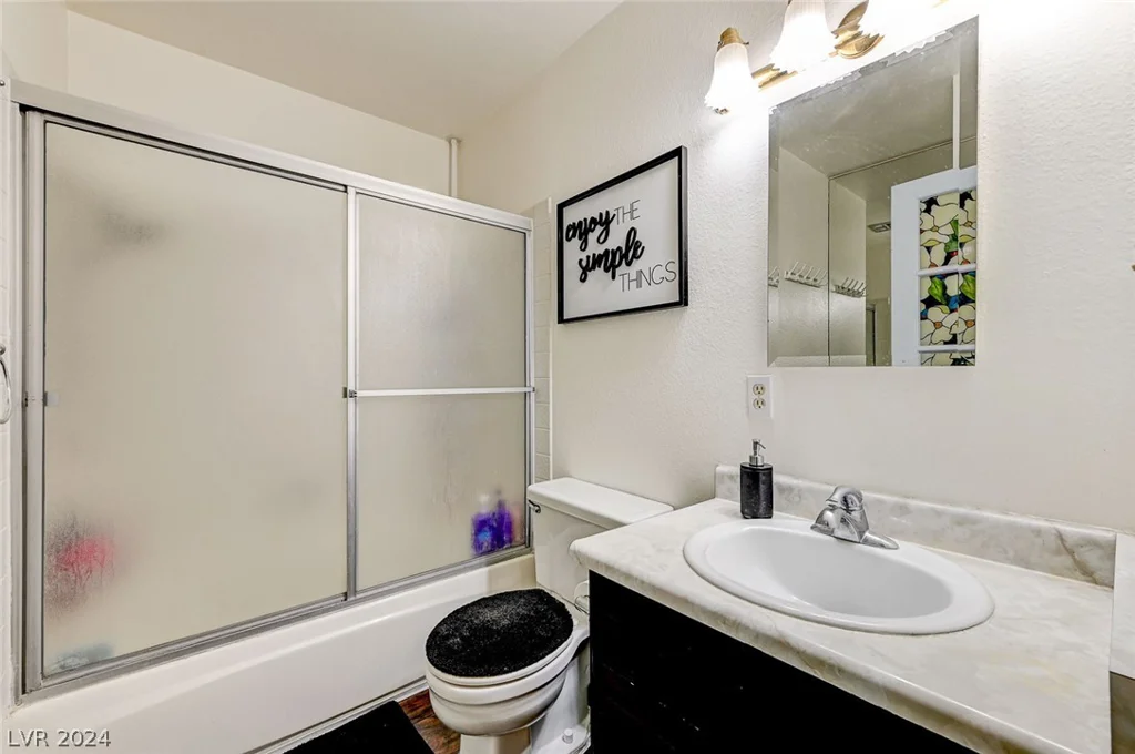 4770 Topaz, Las Vegas, NV 89121