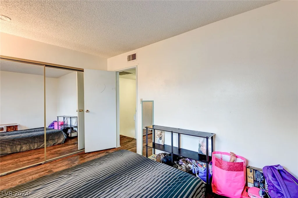 4770 Topaz, Las Vegas, NV 89121