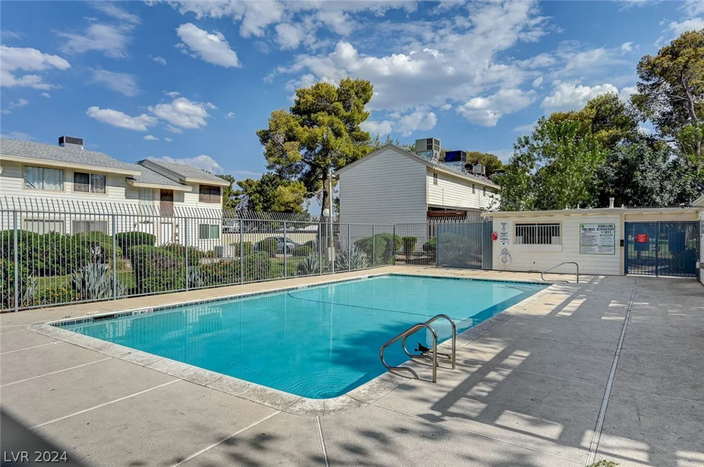 4770 Topaz, Las Vegas, NV 89121