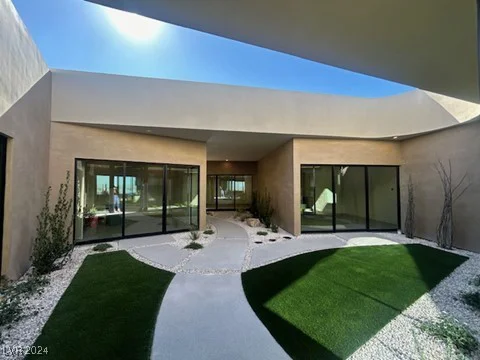 10 Chisel Crest, Henderson, NV 89012