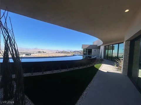 10 Chisel Crest, Henderson, NV 89012