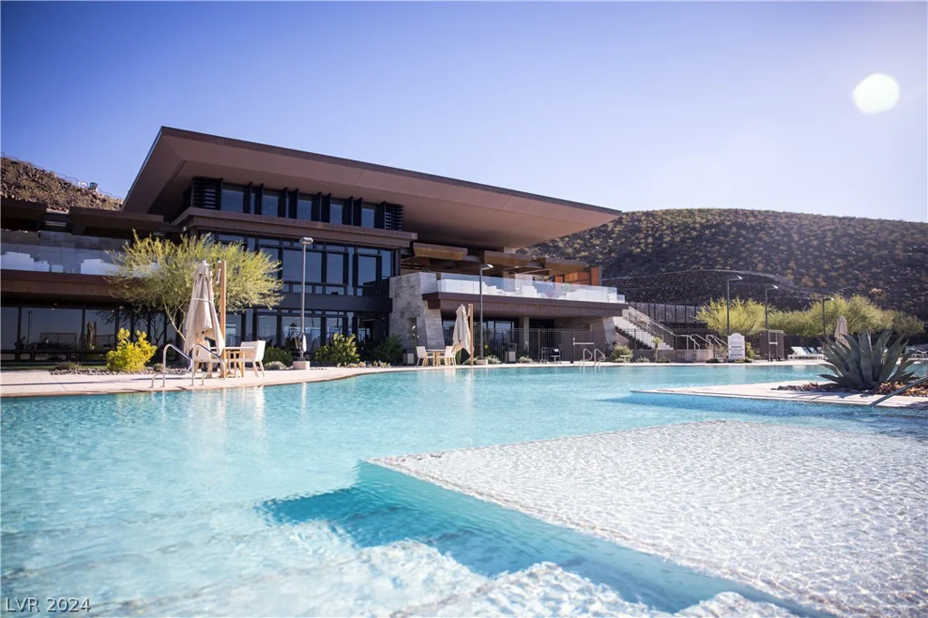 10 Chisel Crest, Henderson, NV 89012
