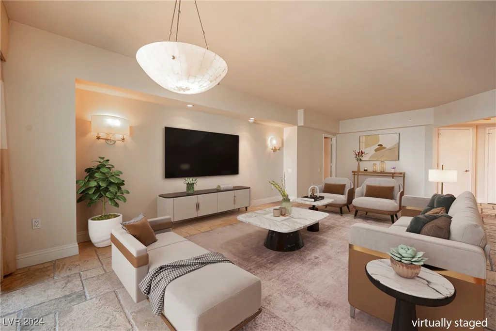 2777 Paradise, Las Vegas, NV 89109