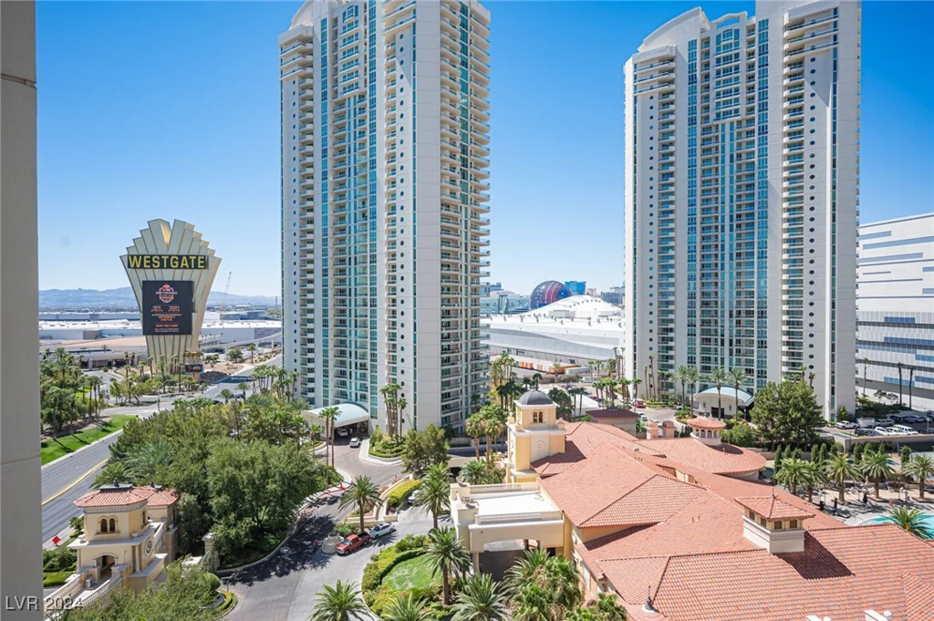 2777 Paradise, Las Vegas, NV 89109