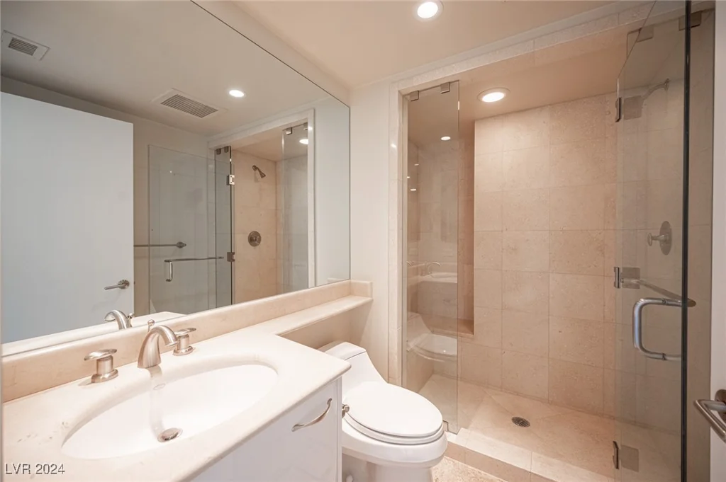 2777 Paradise, Las Vegas, NV 89109