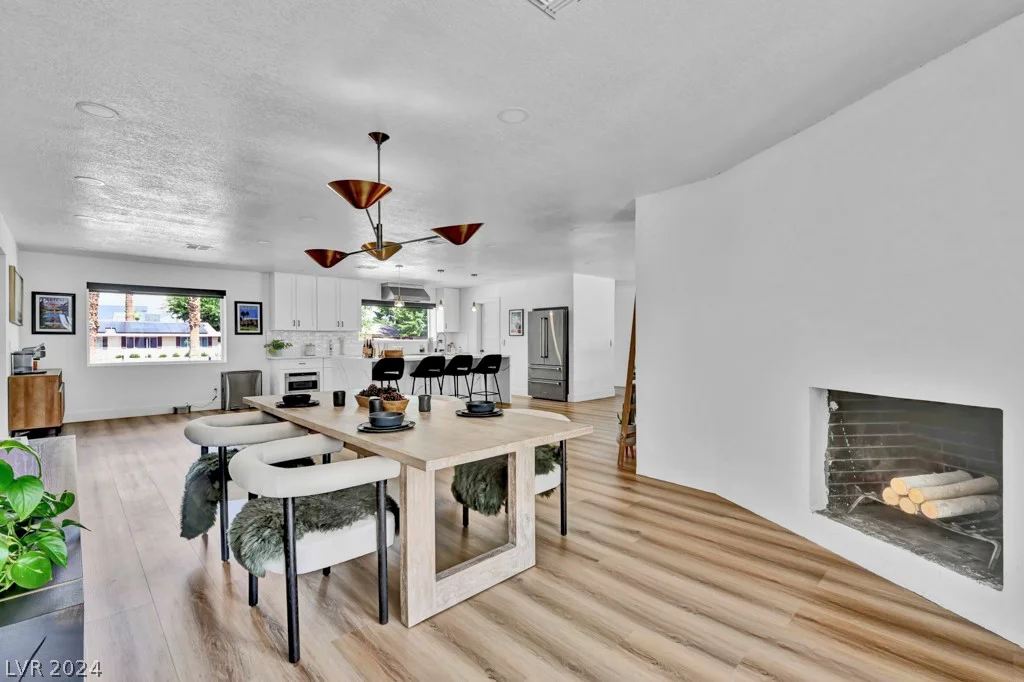 324 Park, Las Vegas, NV 89106