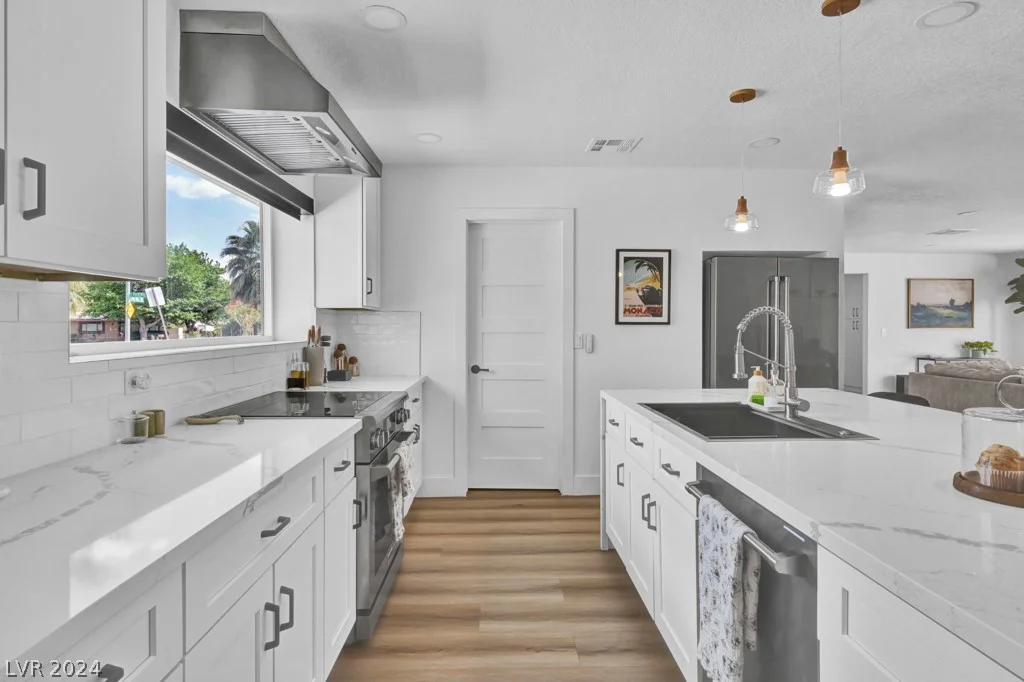 324 Park, Las Vegas, NV 89106