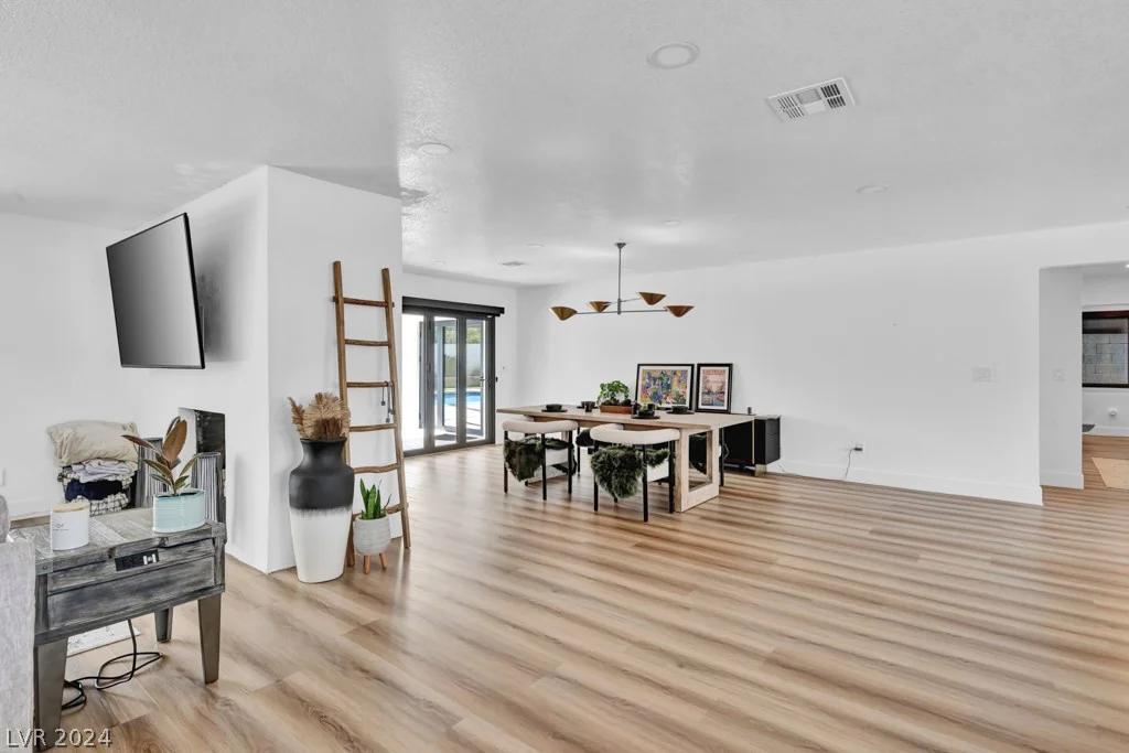 324 Park, Las Vegas, NV 89106