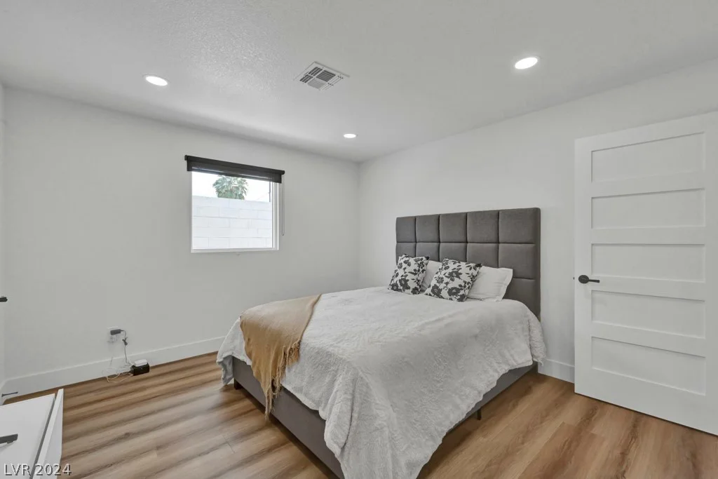 324 Park, Las Vegas, NV 89106