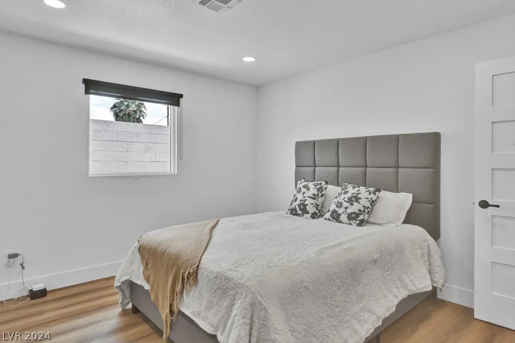 324 Park, Las Vegas, NV 89106