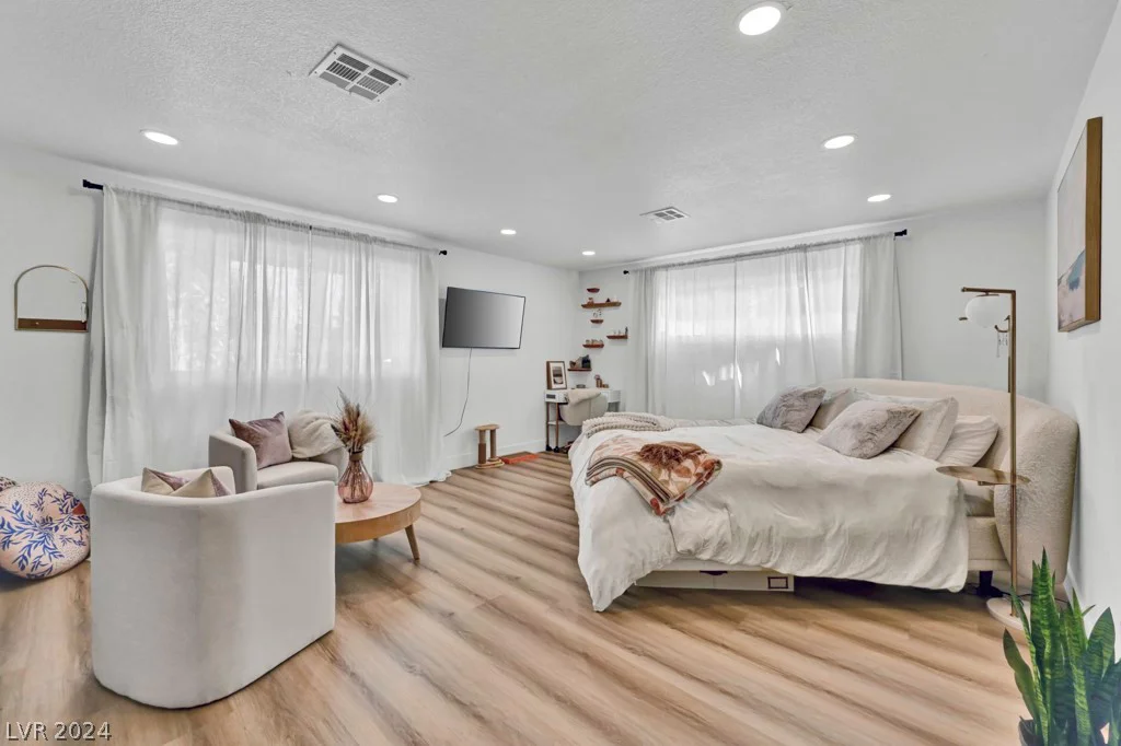 324 Park, Las Vegas, NV 89106