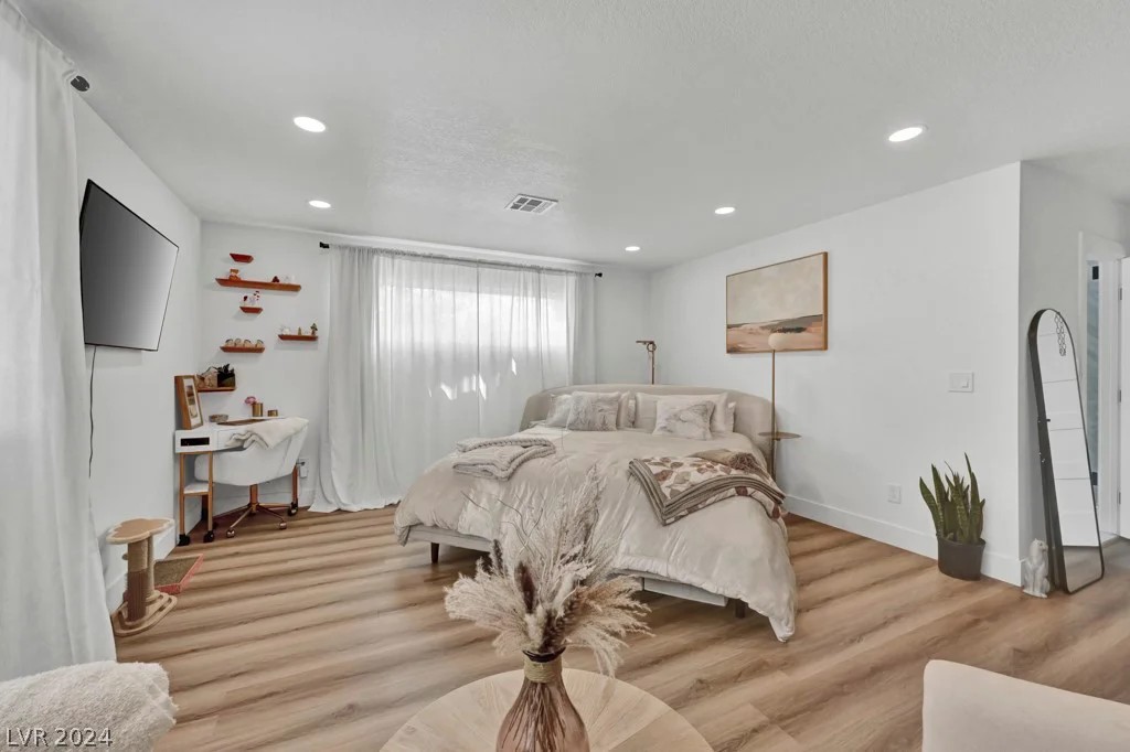 324 Park, Las Vegas, NV 89106