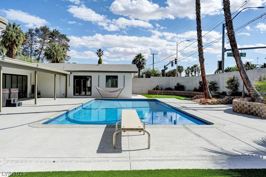 324 Park, Las Vegas, NV 89106