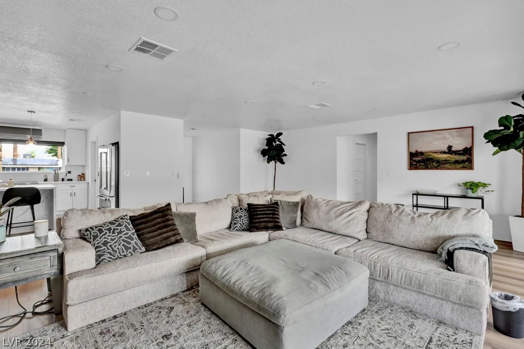 324 Park, Las Vegas, NV 89106