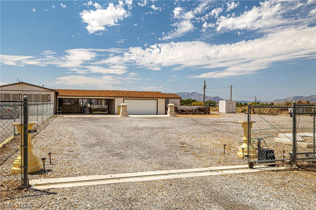 2051 Blosser Ranch, Pahrump, NV 89060