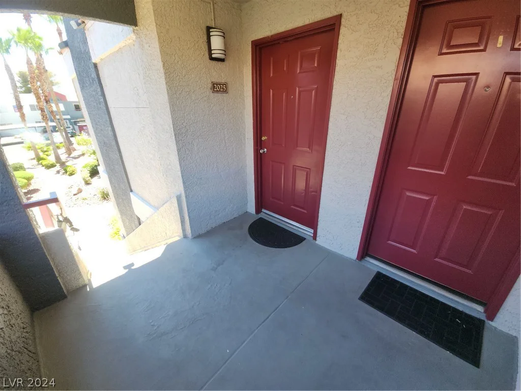 8600 Charleston, Las Vegas, NV 89117