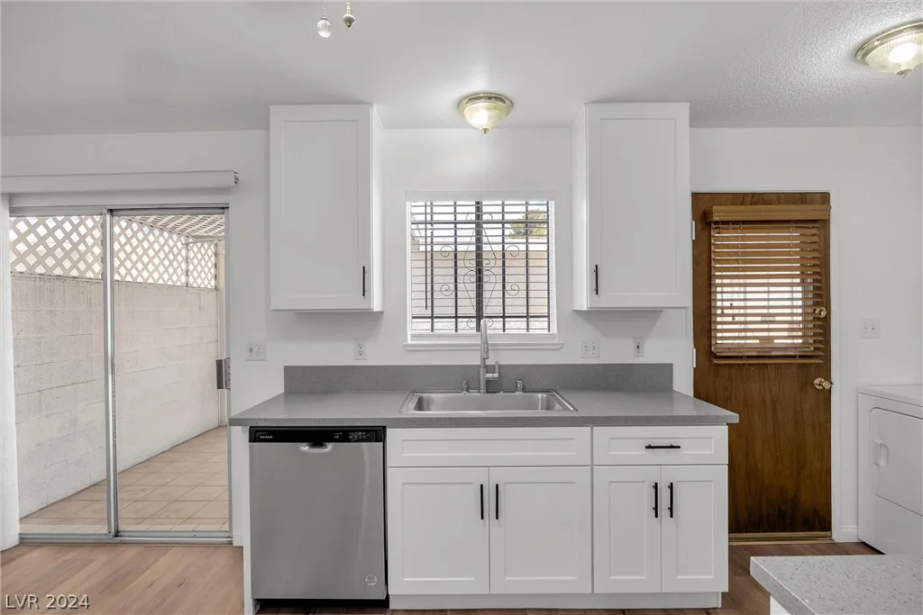 132 Greenbriar Townhouse, Las Vegas, NV 89121