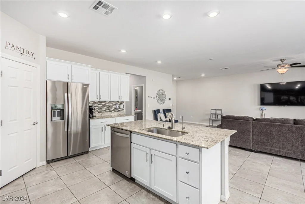 7345 Dazzle Point, North Las Vegas, NV 89084
