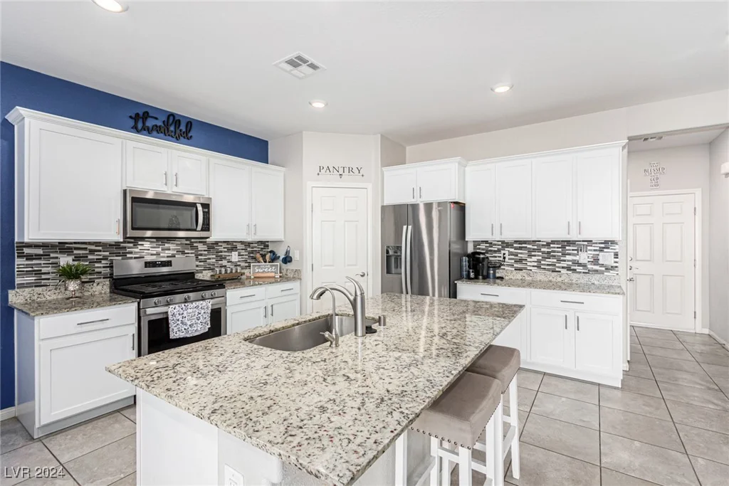 7345 Dazzle Point, North Las Vegas, NV 89084
