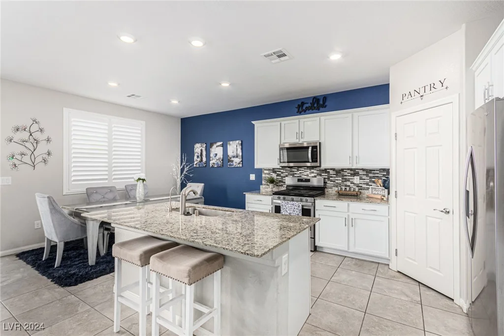 7345 Dazzle Point, North Las Vegas, NV 89084