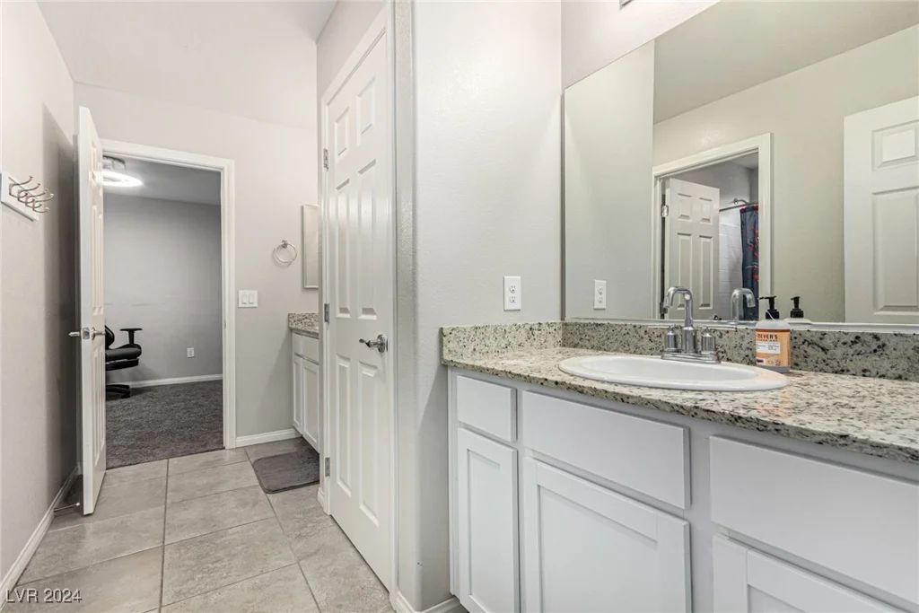 7345 Dazzle Point, North Las Vegas, NV 89084