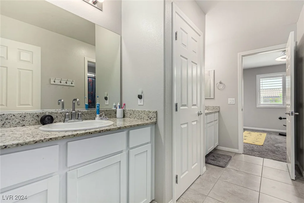 7345 Dazzle Point, North Las Vegas, NV 89084