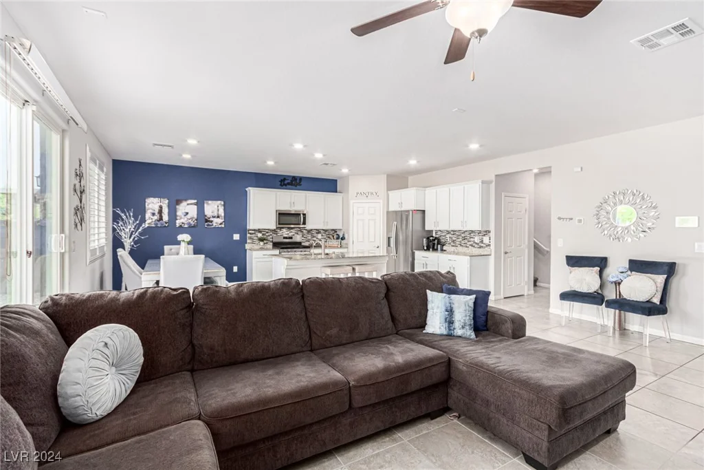7345 Dazzle Point, North Las Vegas, NV 89084
