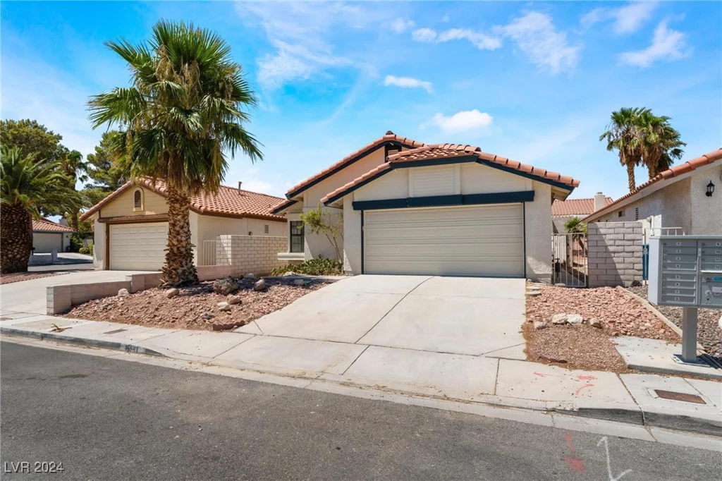 8341 Crofton, Las Vegas, NV 89123
