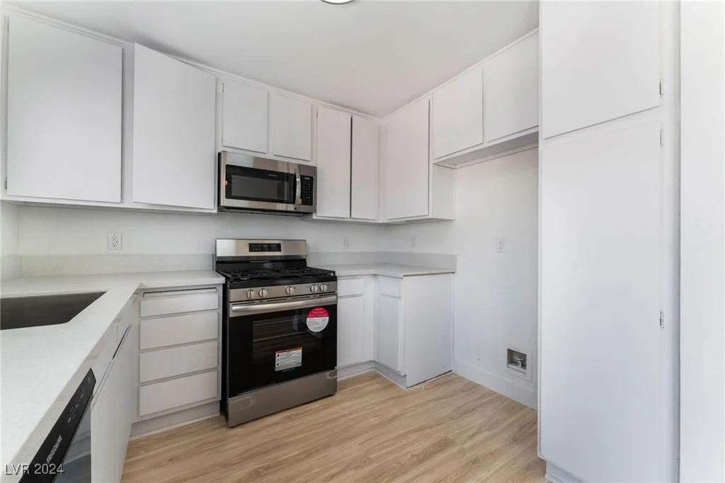 8341 Crofton, Las Vegas, NV 89123