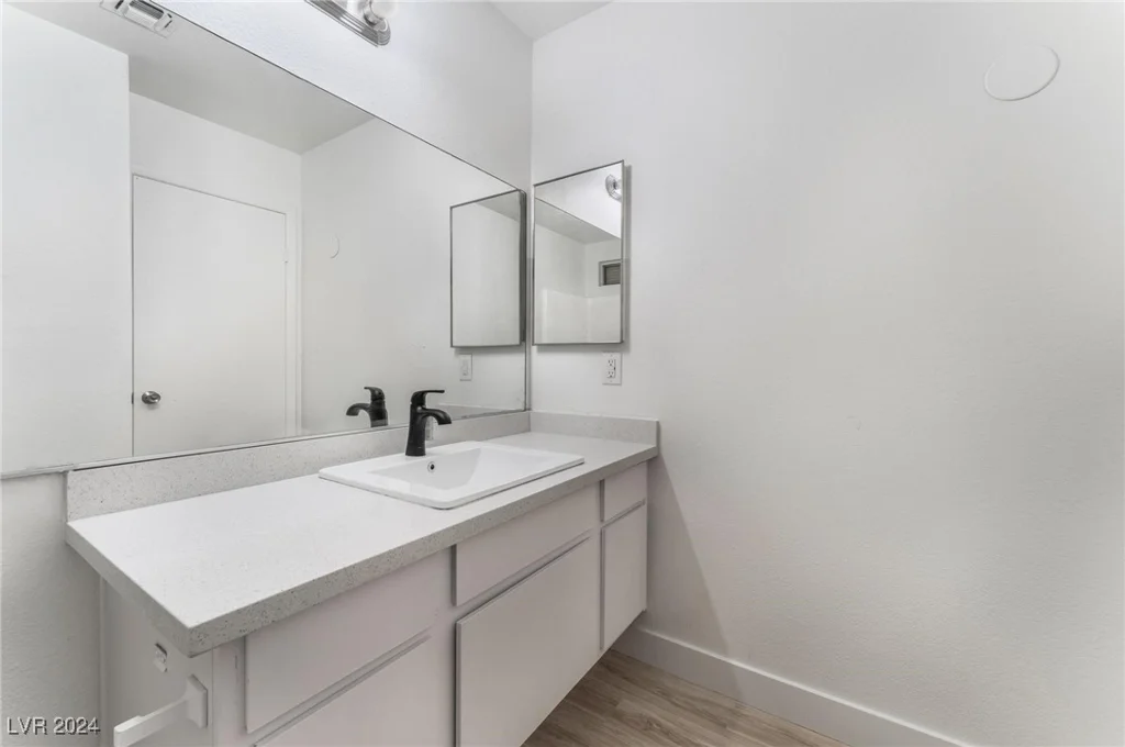 8341 Crofton, Las Vegas, NV 89123