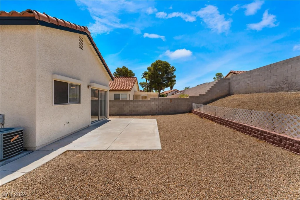 8341 Crofton, Las Vegas, NV 89123