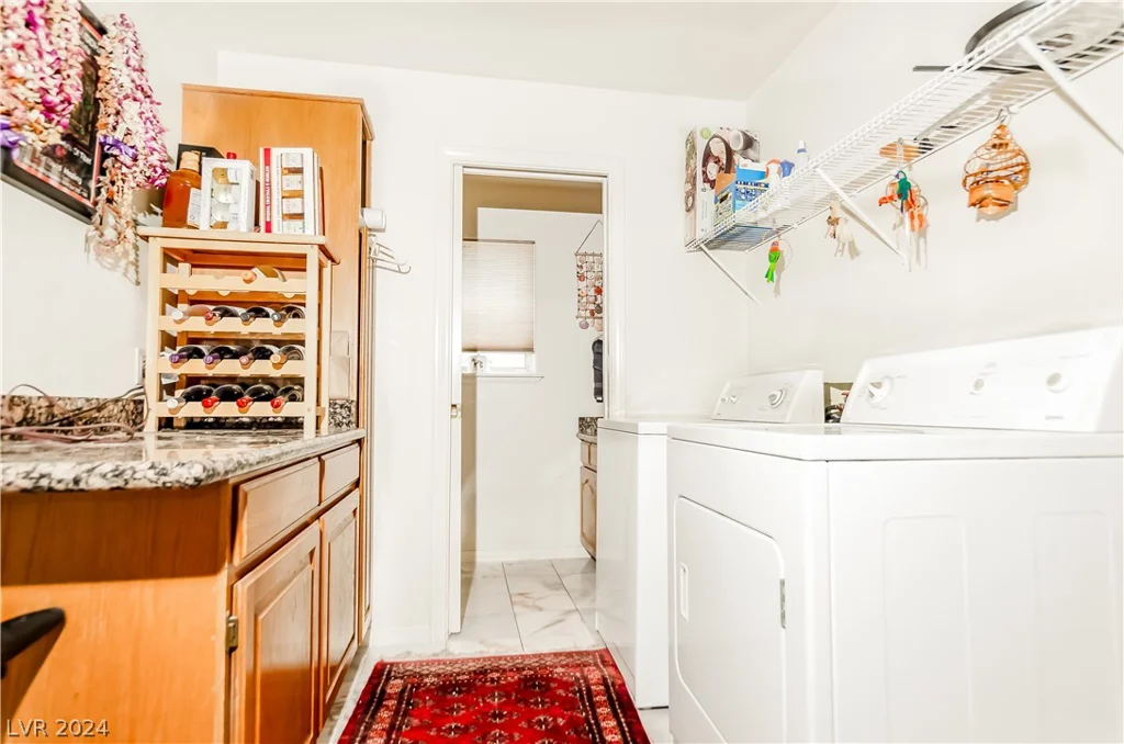 8245 Helena, Las Vegas, NV 89129
