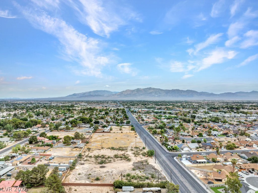 oojones Jone, Las Vegas, NV 89108