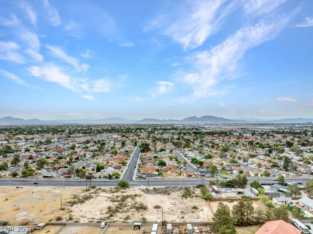 oojones Jone, Las Vegas, NV 89108